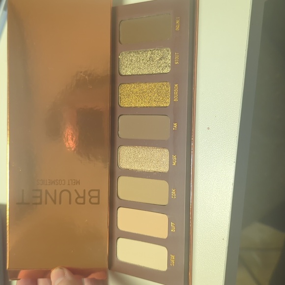 Melt cosmetics brunet eye shadow palette - Picture 2 of 2